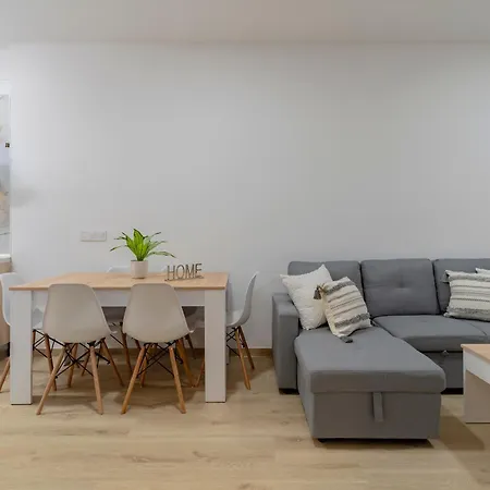 Casa Premium Playa Centro Estacion De Tren Hébergement de vacances Málaga